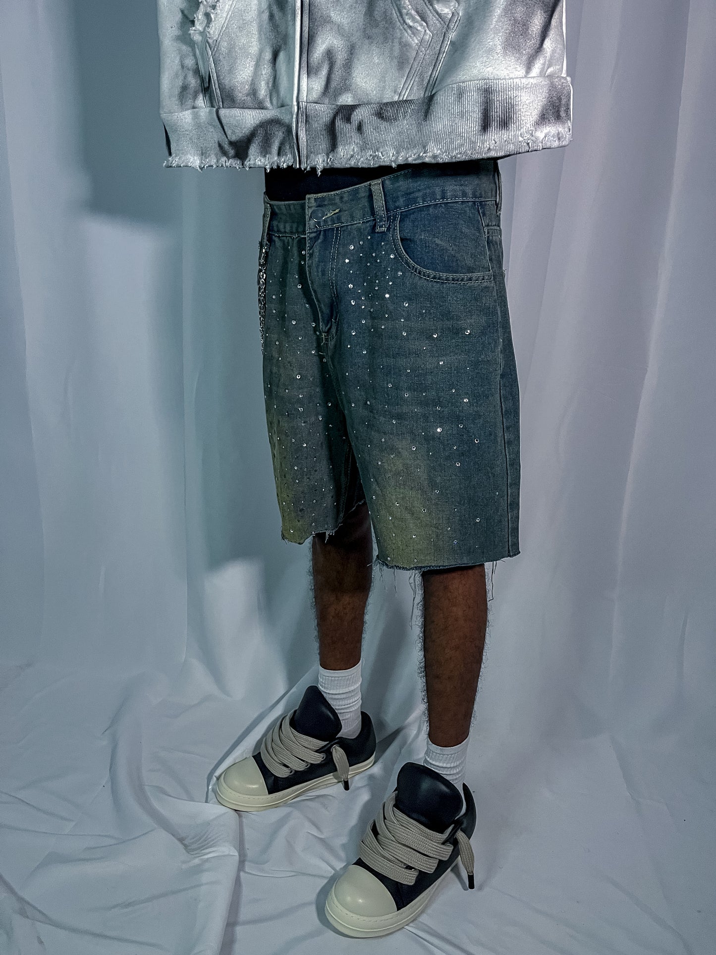 'VVs' Blue Jorts